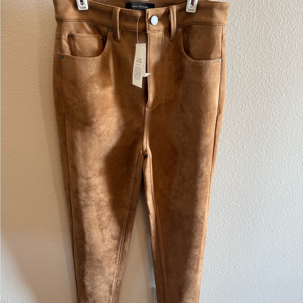 Ann Taylor faux suede Tan Skinny Pants 2 NWT